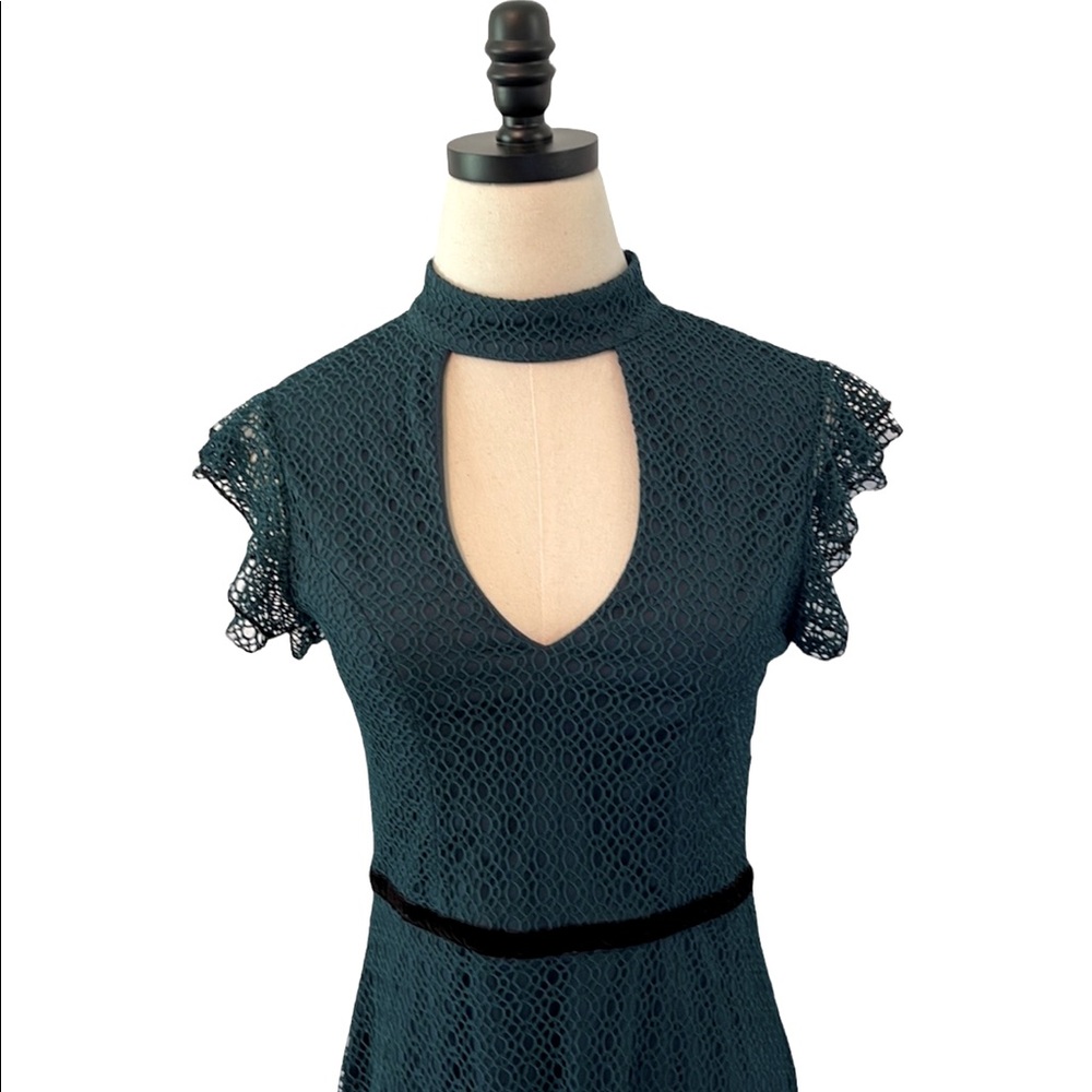Trixxi Dress with Keyhole Front and Lace